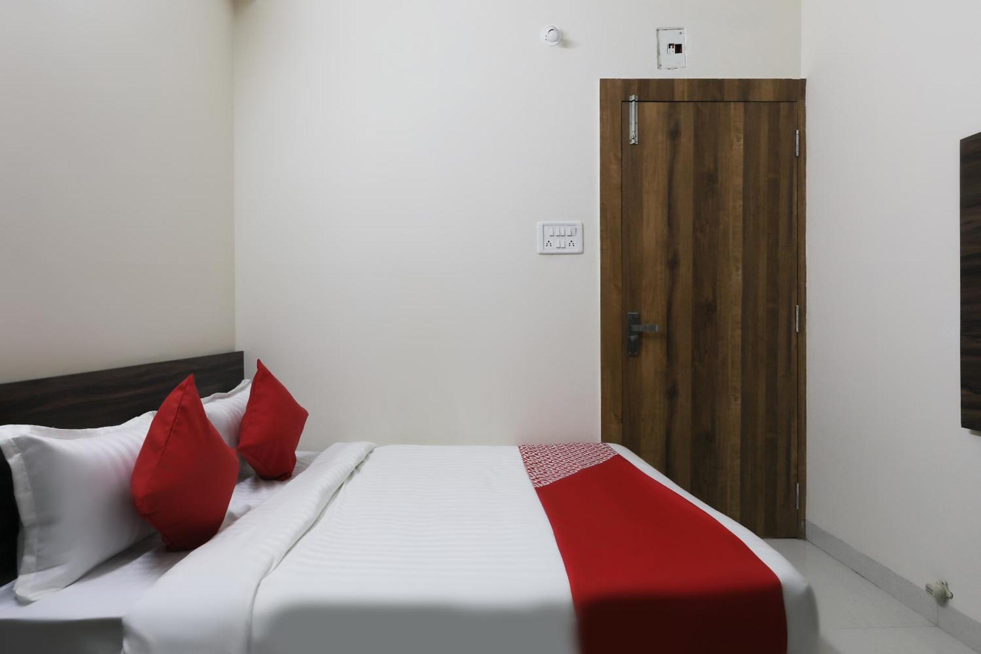 Hotel O La Flora Indore Luaran gambar